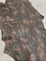 サメ革　シャークスキン　迷彩吟スリが入荷！