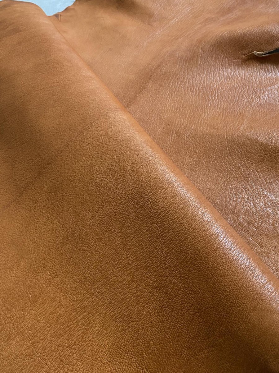 画像2: ヌメゴートシュリンク　キャメル　山羊革　レザークラフト (2)