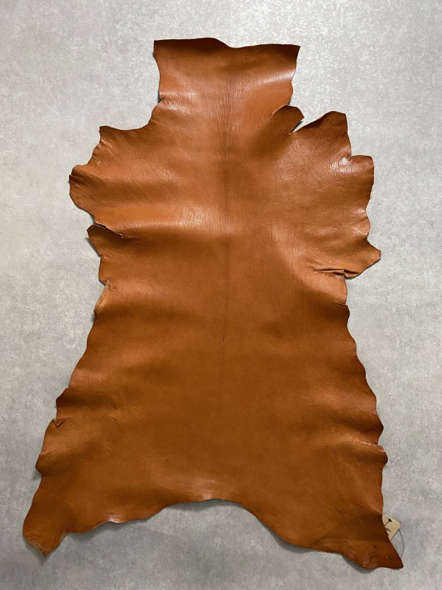画像1: ヌメゴートシュリンク　キャメル　山羊革　レザークラフト (1)