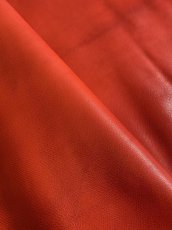 画像2: ゴート革　丸シボ　レッド　山羊革　レザー (2)