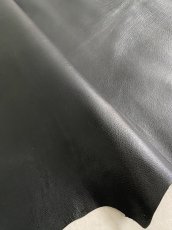 画像2: ゴート革　丸シボ　ブラック　山羊革　レザー (2)