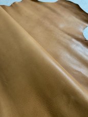画像2: ゴート革　丸シボ　キャメル　山羊革　レザー (2)