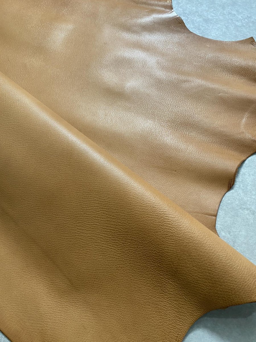 画像2: ゴート革　丸シボ　キャメル　山羊革　レザー (2)