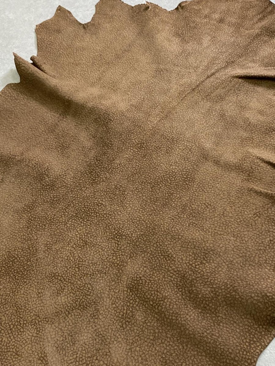 画像5: ゴート革　スウェード型押し　こげ茶　山羊革　 (5)