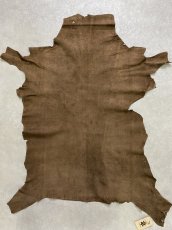 画像1: ゴート革　スウェード型押し　こげ茶　山羊革　 (1)