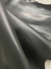 画像2: ゴート革　丸シボ　ブラック　山羊革　レザー (2)