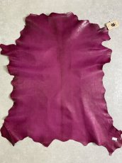 画像1: ゴートシルキー　ワイン　山羊革　両面使い　レザー (1)