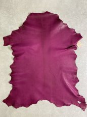 画像1: ゴートシルキー　ワイン　山羊革　両面使い　レザー (1)
