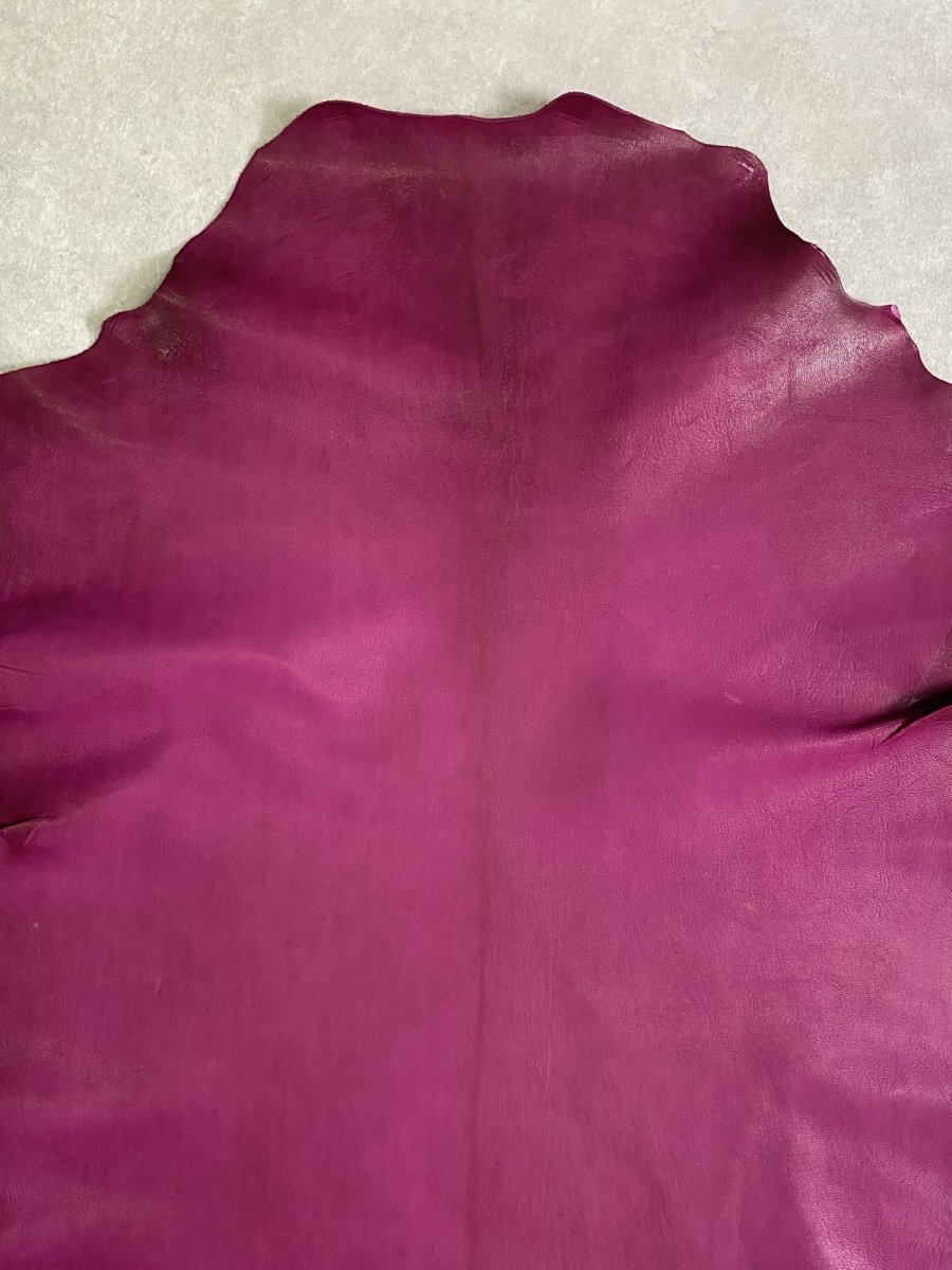 画像4: ゴートシルキー　ワイン　山羊革　両面使い　レザー (4)