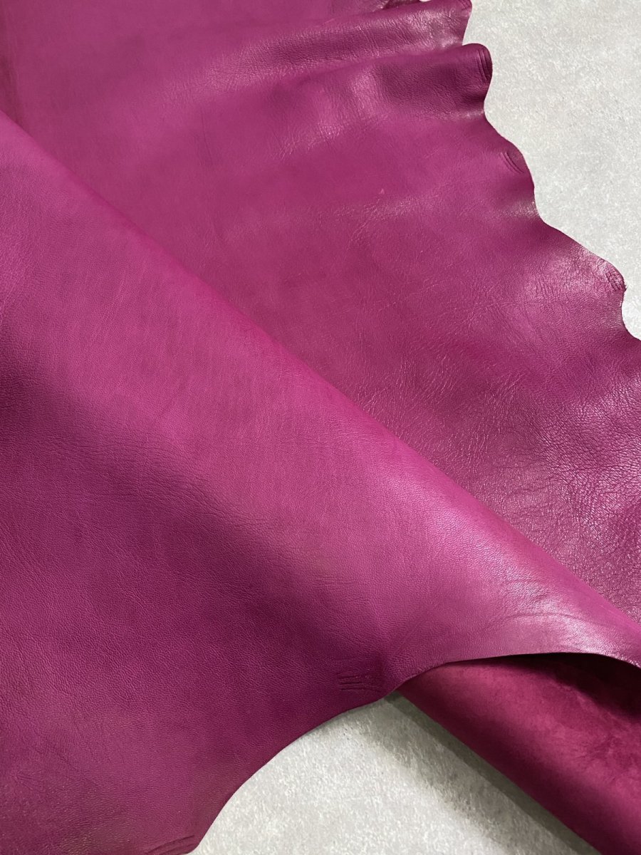 画像8: ゴートシルキー　ワイン　山羊革　両面使い　レザー (8)