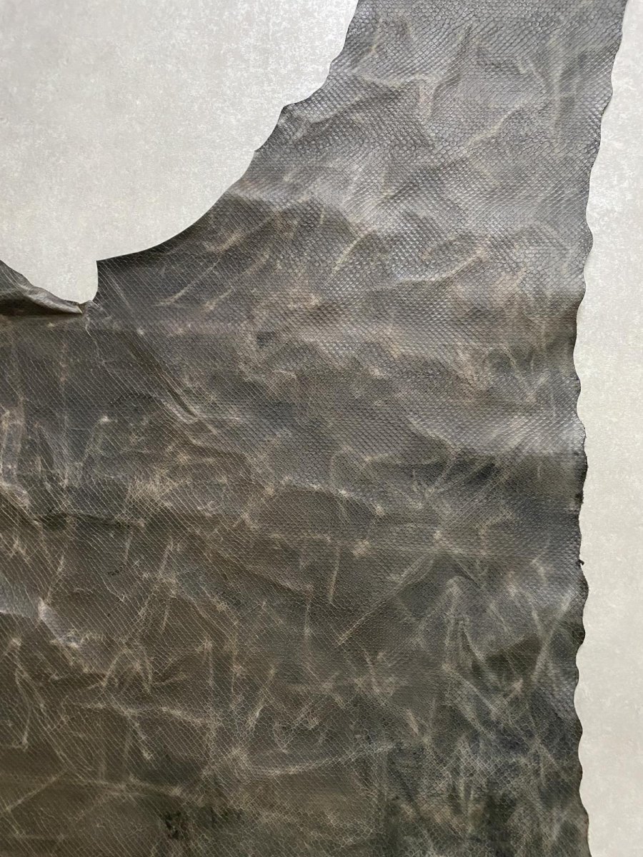 画像9: ポニープルアップ 　ボア型押し　馬革　グレー (9)