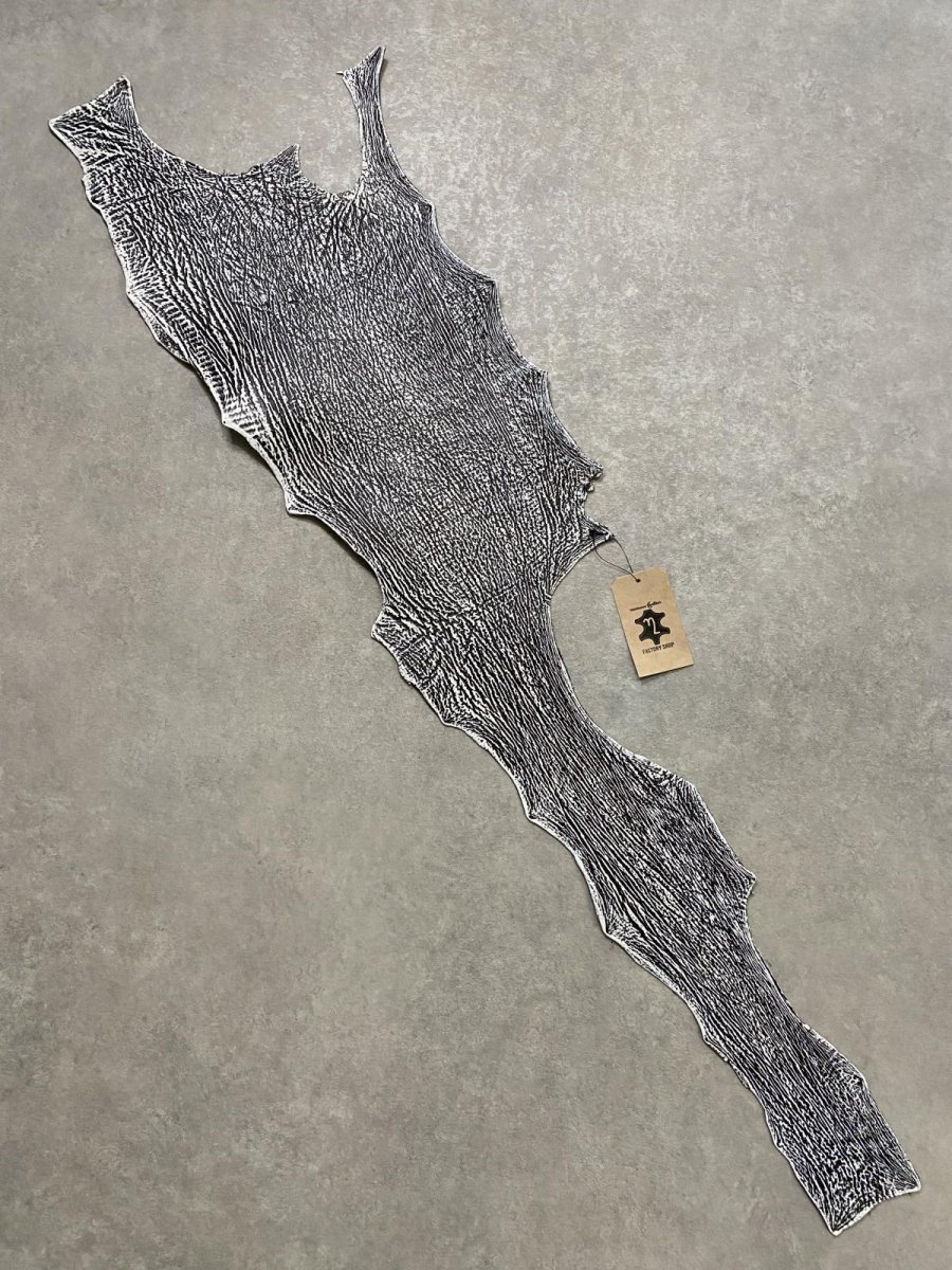 画像1: シャーク　白×黒　サメ革　鮫革　シャークスキン　 (1)