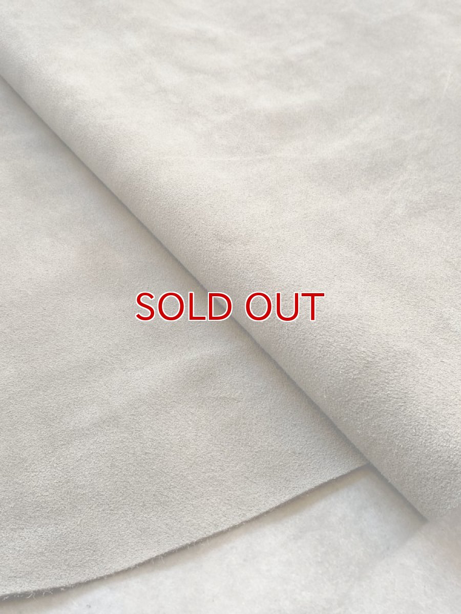 画像1: ベロア　グレー 　牛革 (1)