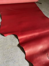 画像10: 牛革　ガラスレザー　レッド　レザークラフト (10)