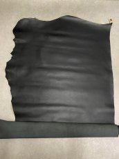 画像1: 牛革　オイルスムース　ヌメ　ブラック　レザークラフト (1)