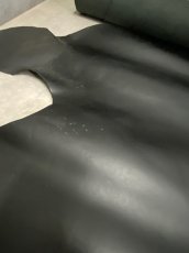 画像9: 牛革　オイルスムース　ヌメ　ブラック　レザークラフト (9)