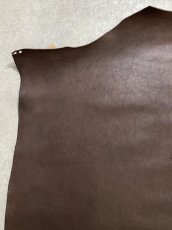 画像2: 牛革　シボオイル　チョコ　レザークラフト　 (2)
