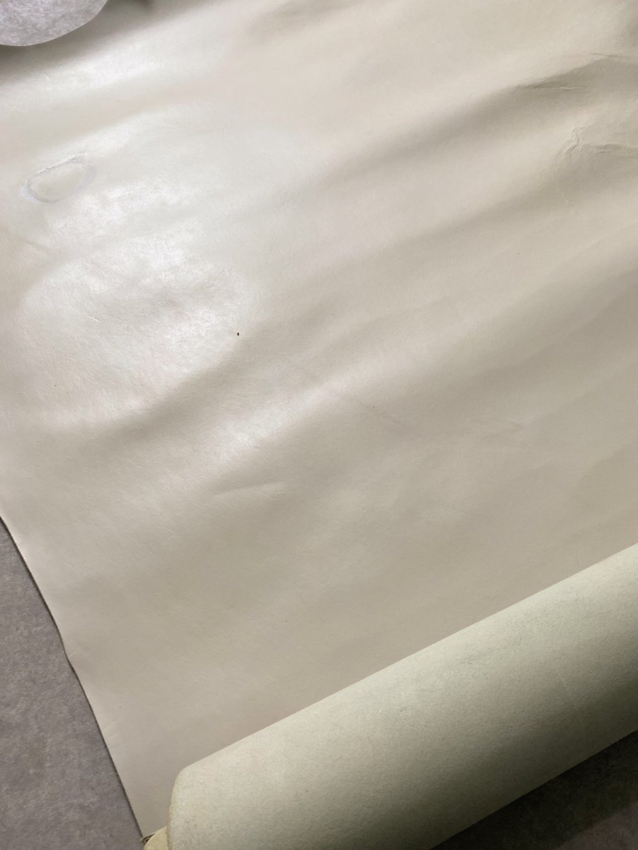 画像6: 牛革 オイルヌメ オフホワイト タンニンなめし ヌメ革 レザークラフト (6)