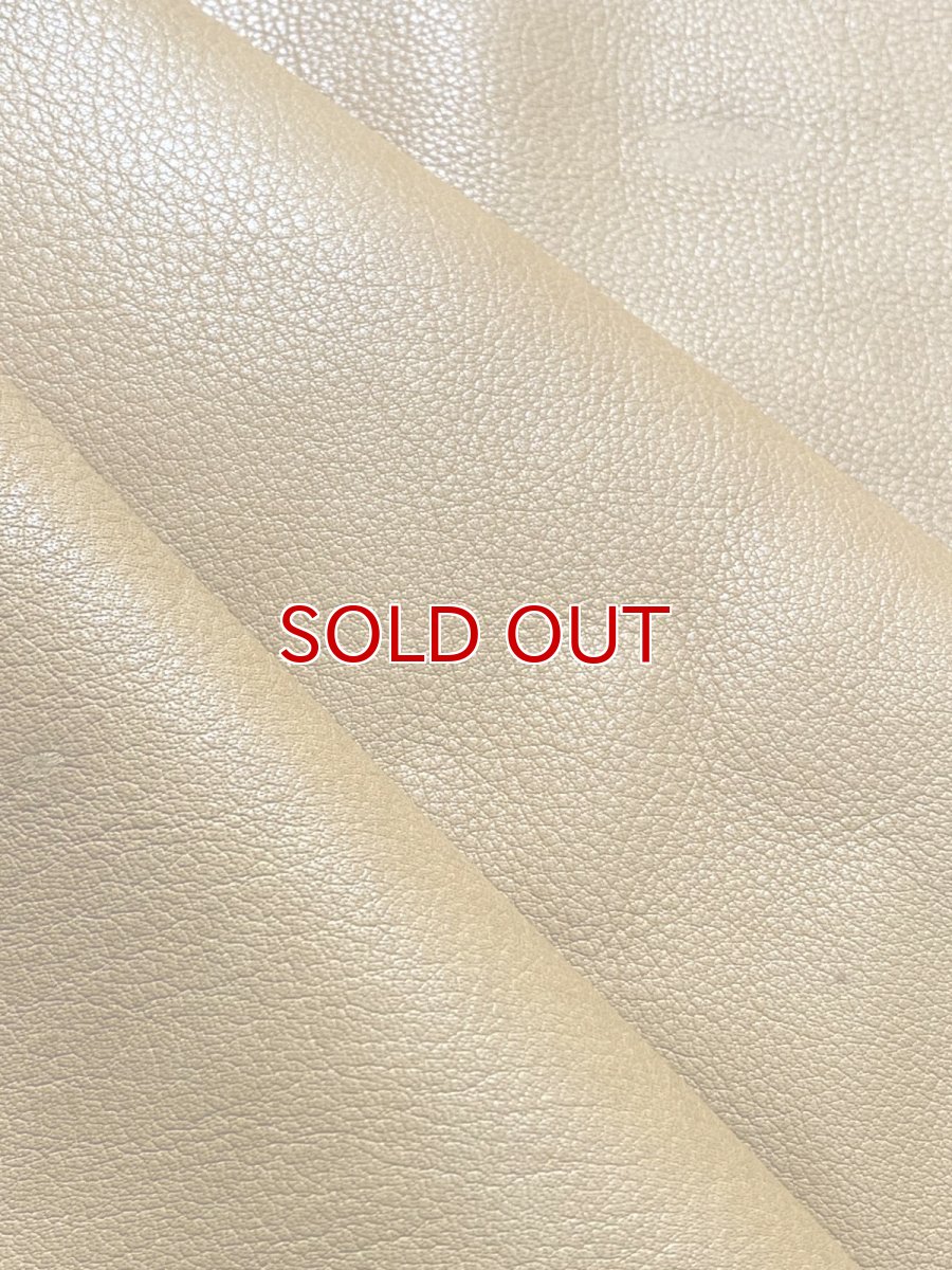 画像7: 牛革　ソフトバッファロー　キャメル　レザー (7)