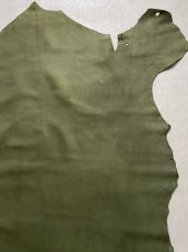 画像9: 牛革　ヌバック　カーキ (9)