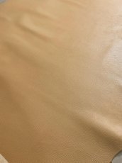 画像5: 牛革　シュリンクノボ　ベージュ　レザークラフト (5)
