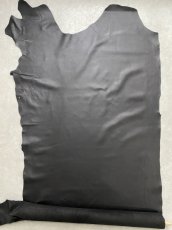 画像1: 牛革　シュリンクノボ　ブラック　レザークラフト (1)