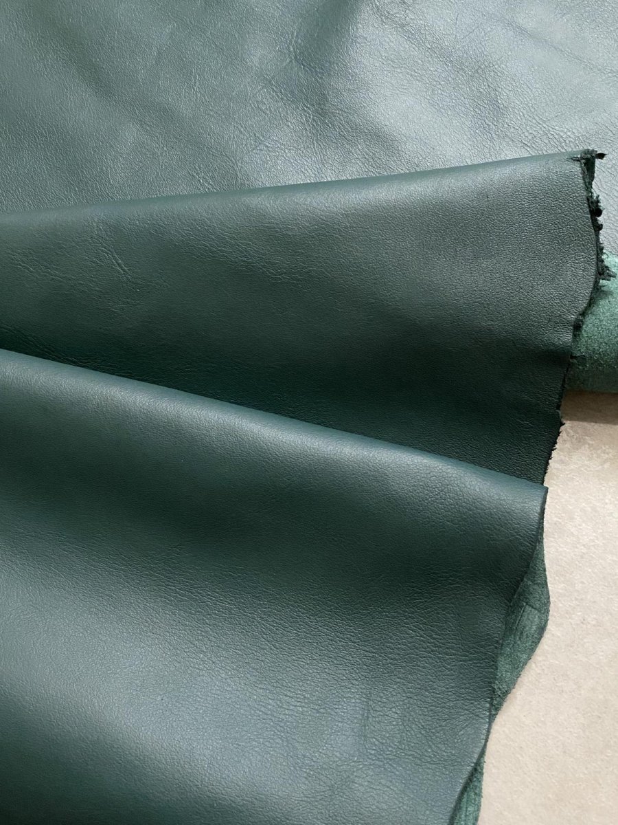 画像3: 牛革　ソフトスムース　Dグリーン　レザークラフト (3)