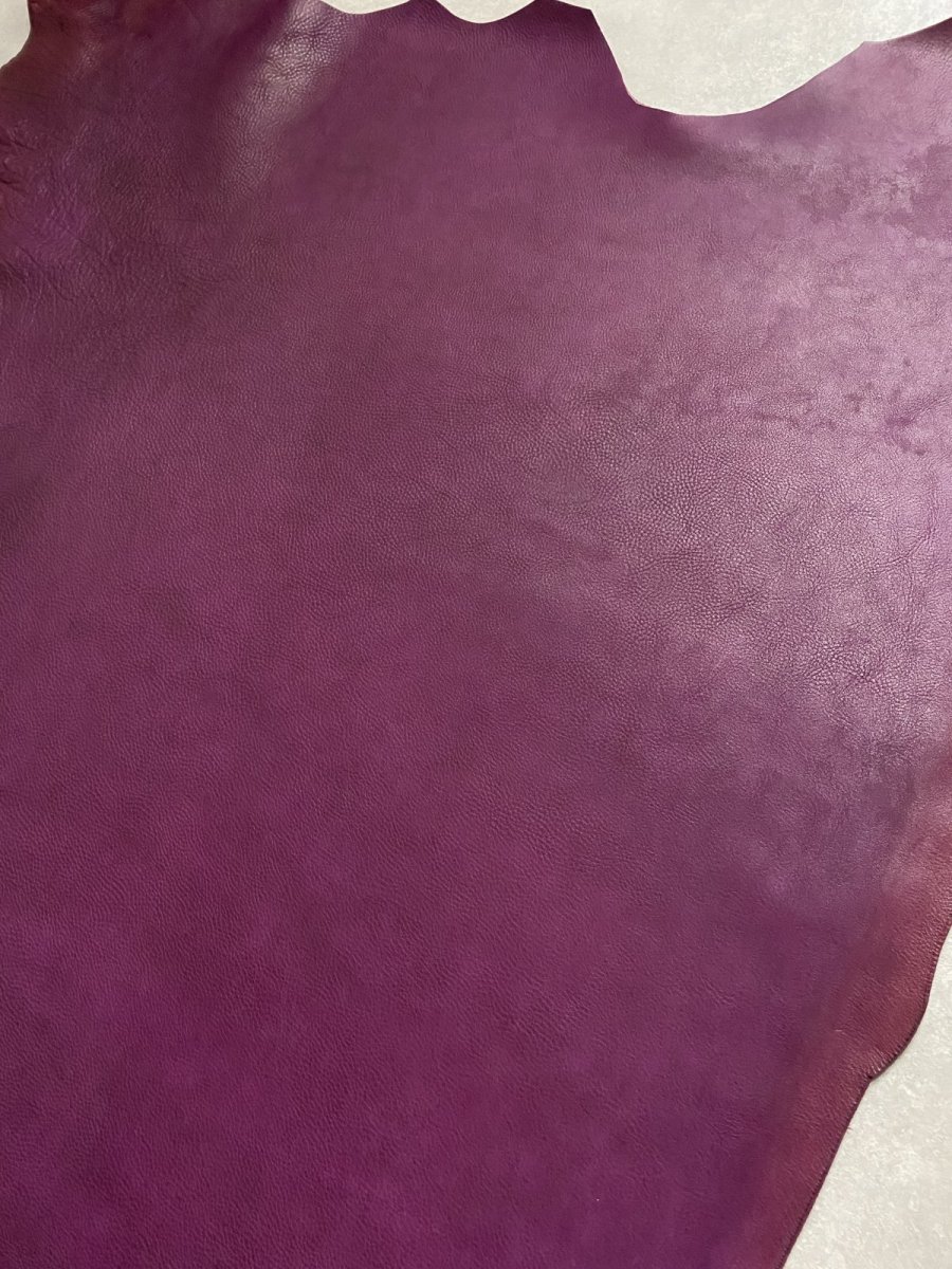 画像4: 牛革 オイルヌメ　パープル　レザー　レザークラフト (4)