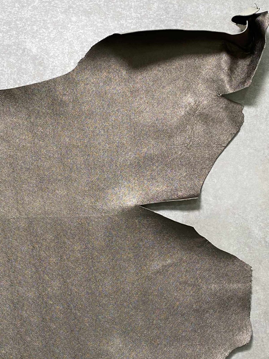 画像4: 牛革　プリズム　Dシルバー　型押し革　レザークラフト (4)