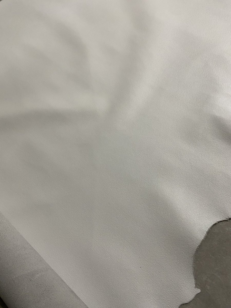 画像6: 牛革　LNバレンチノ　ホワイト　型押し革　レザークラフト (6)