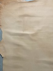 画像7: 牛革   オイルヌメ革　薄口　タンニン (7)