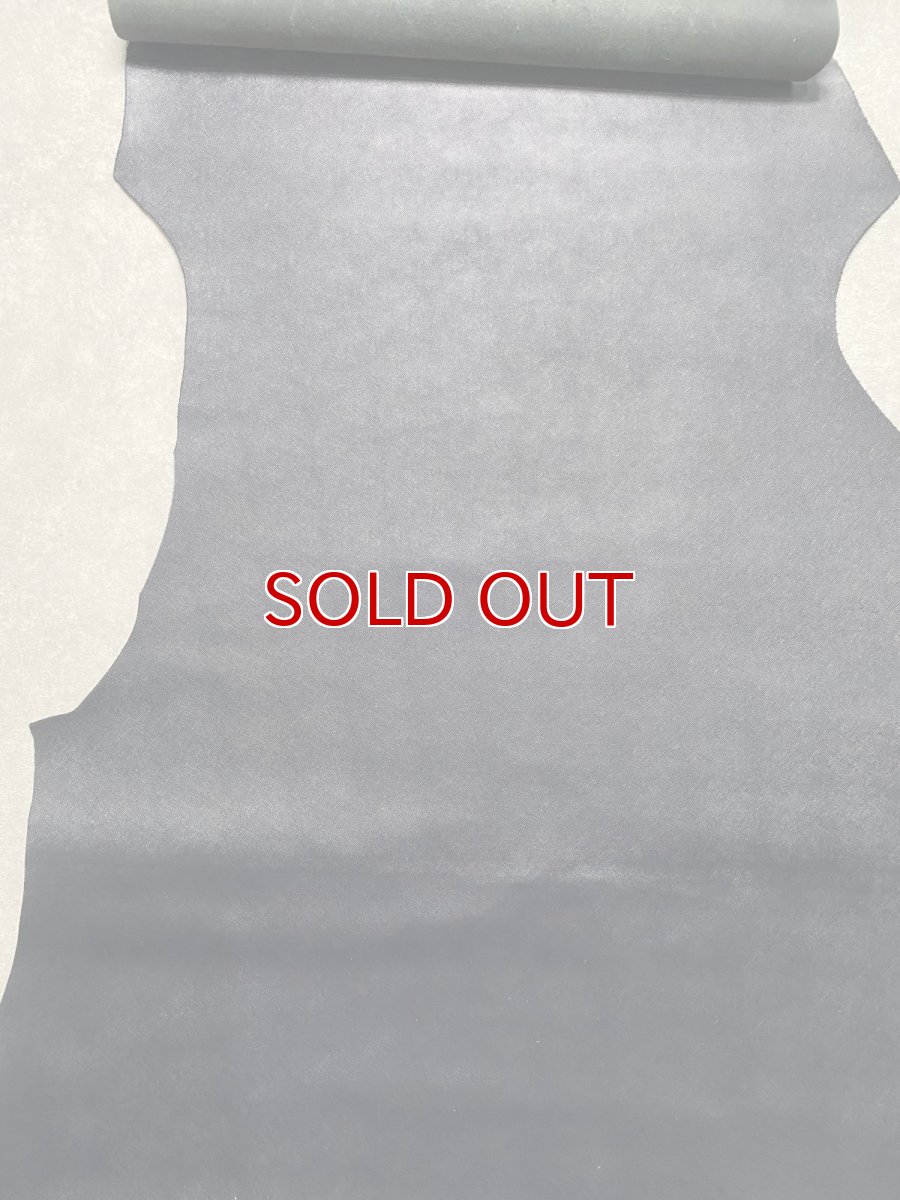 画像8: 牛革　プリズム　Dネイビー　型押し革　レザークラフト (8)