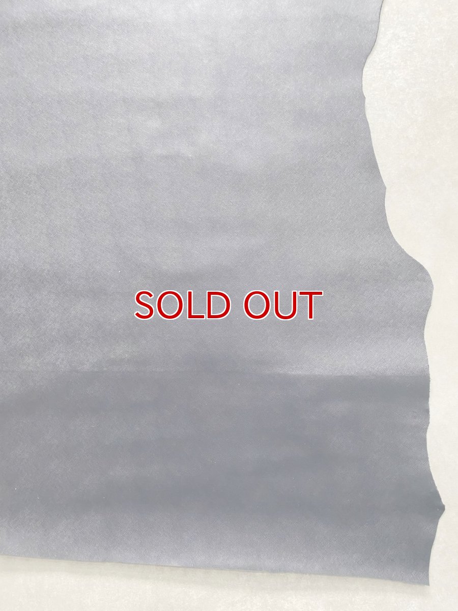 画像10: 牛革　プリズム　Dネイビー　型押し革　レザークラフト (10)