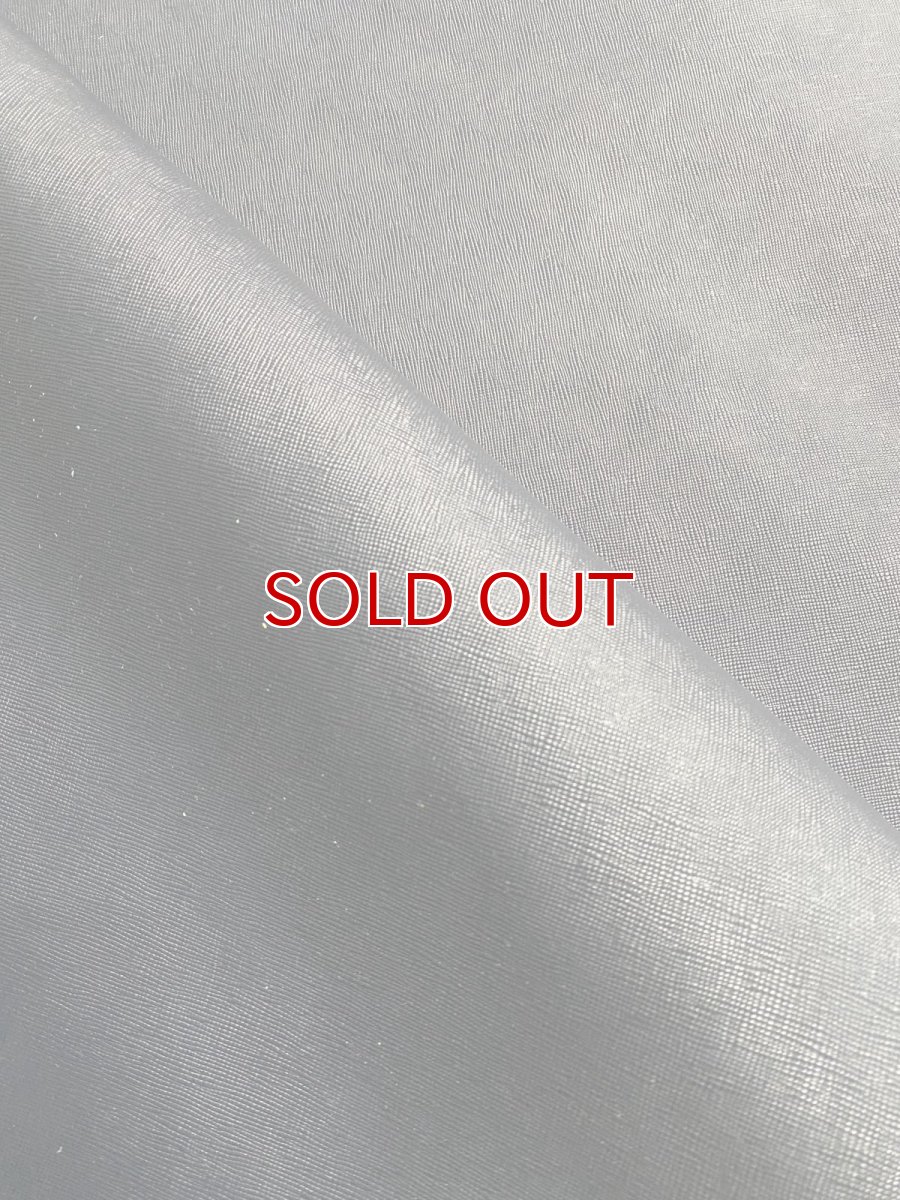 画像4: 牛革　プリズム　Dネイビー　型押し革　レザークラフト (4)