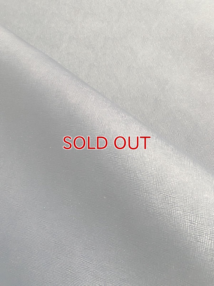 画像2: 牛革　プリズム　Dネイビー　型押し革　レザークラフト (2)