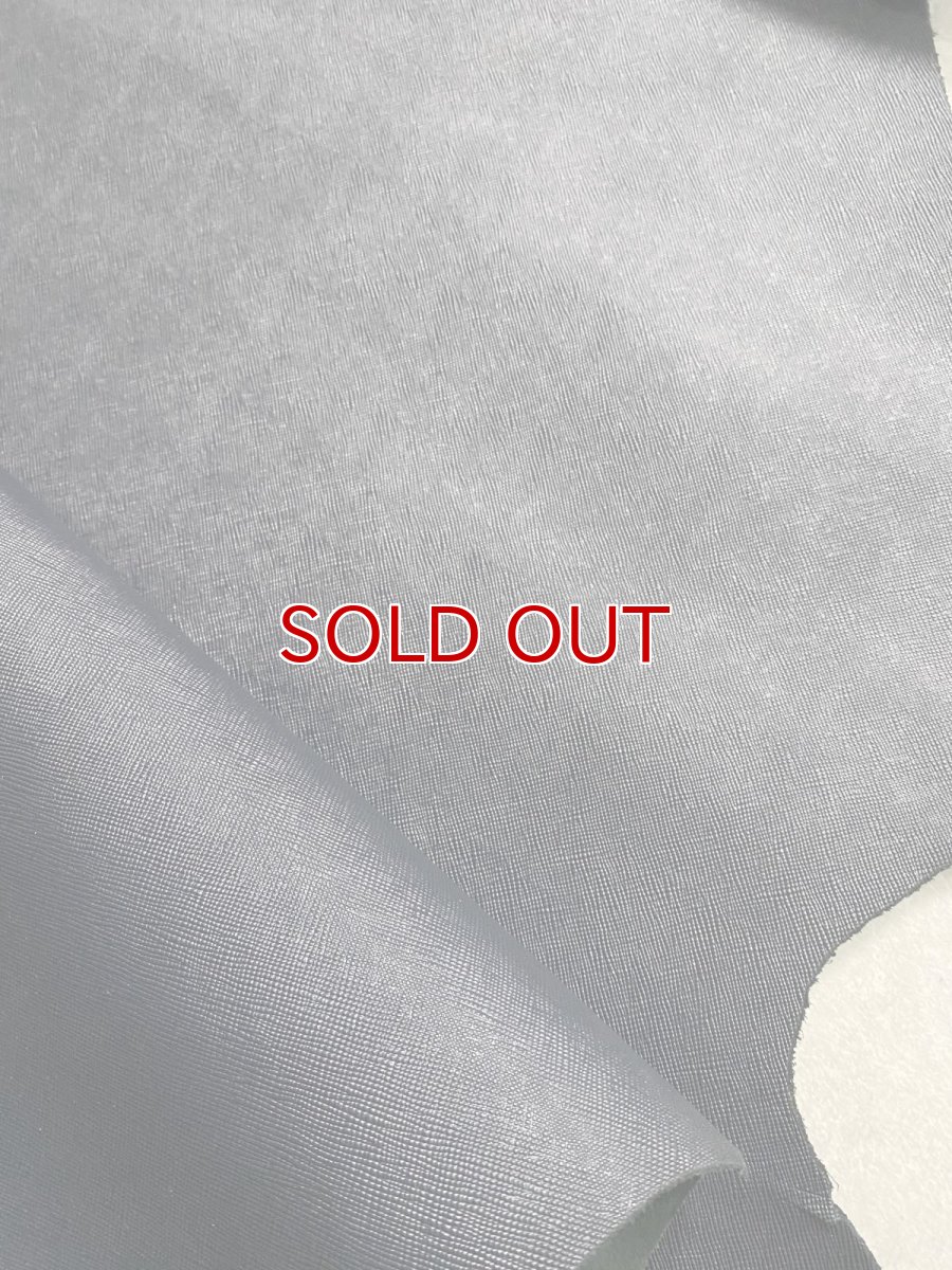 画像5: 牛革　プリズム　Dネイビー　型押し革　レザークラフト (5)