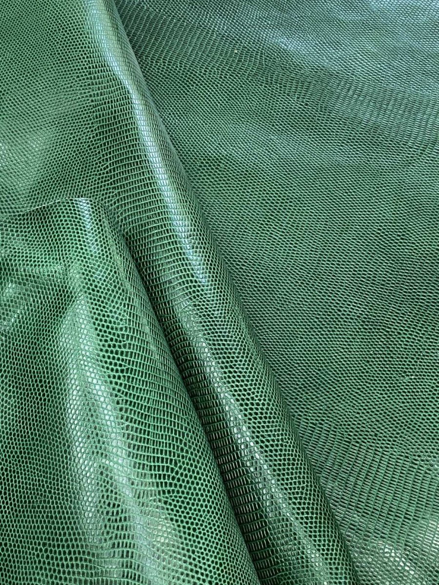 画像1: 牛革 リザード型押し   グリーン　レザー (1)