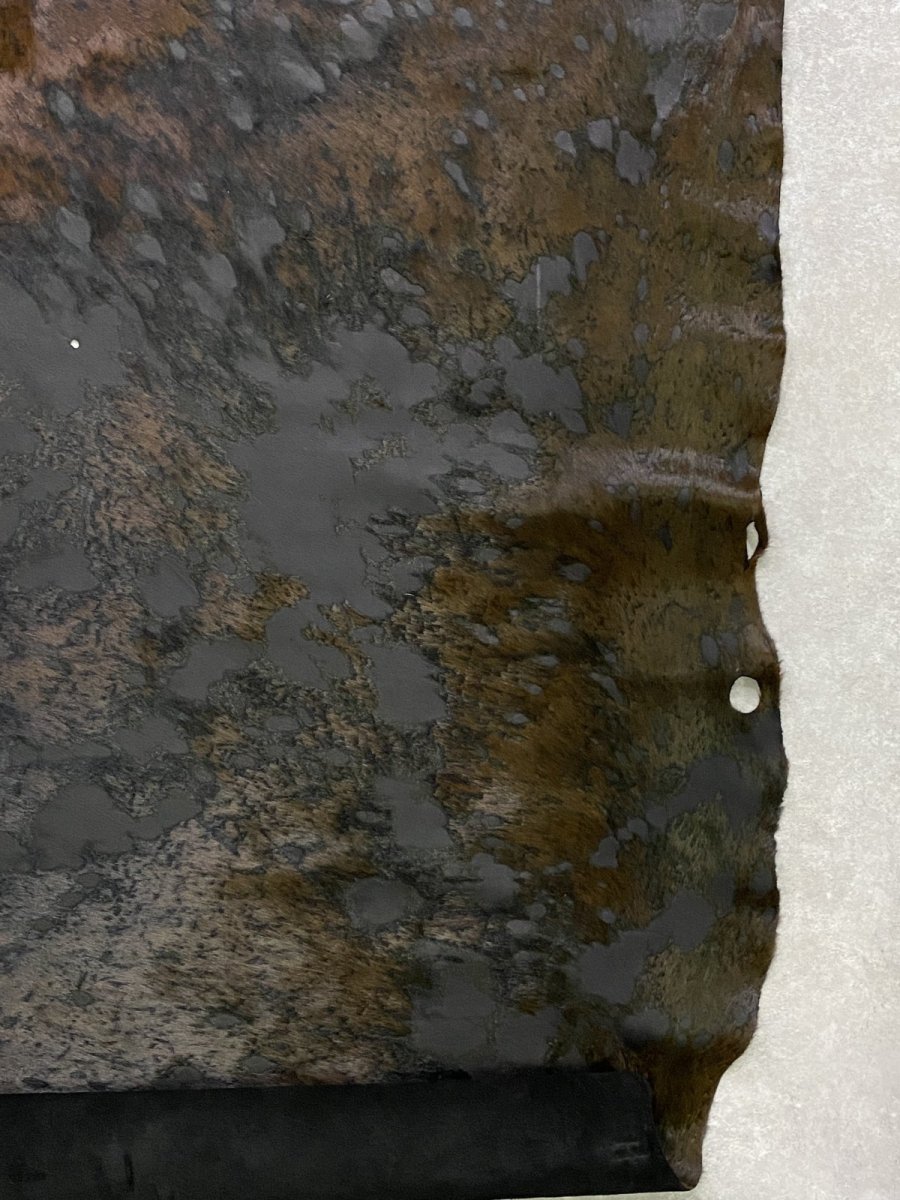 画像6: 牛 マンダラ毛皮 チョコ×ブラック 牛革毛付き まだら加工 (6)