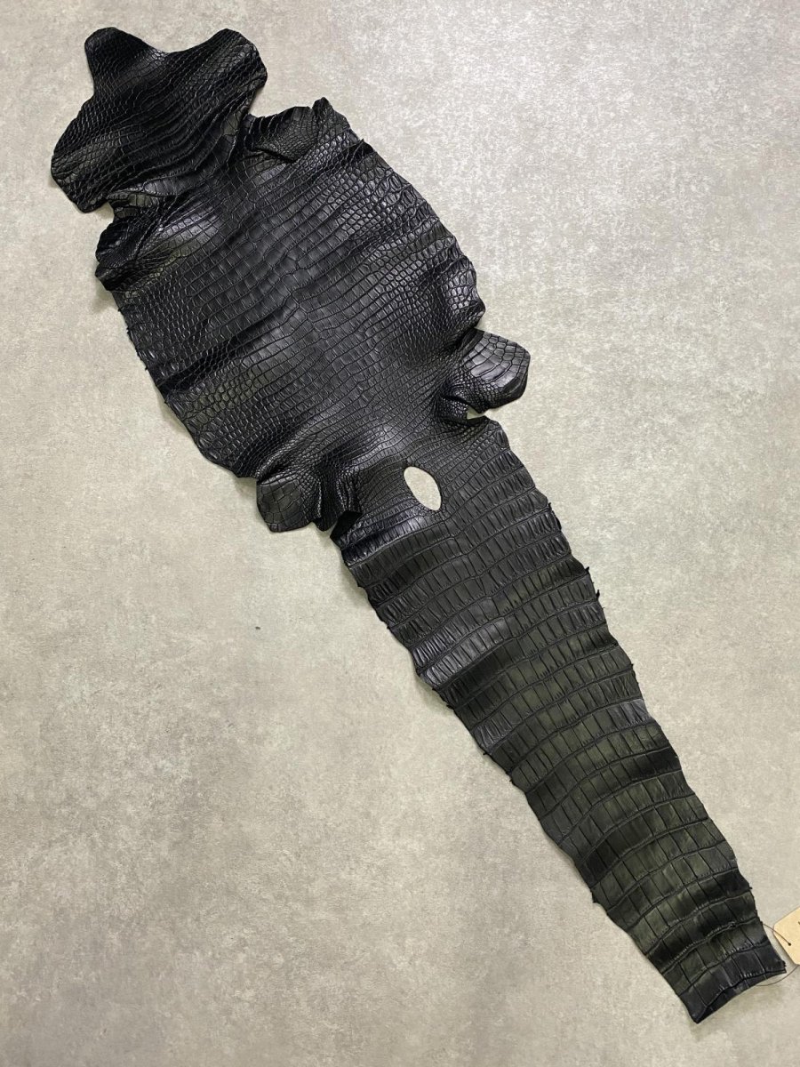 画像1: スモールクロコダイル ブラック 36 ポロサス ワニ革 クロコダイル革  (1)