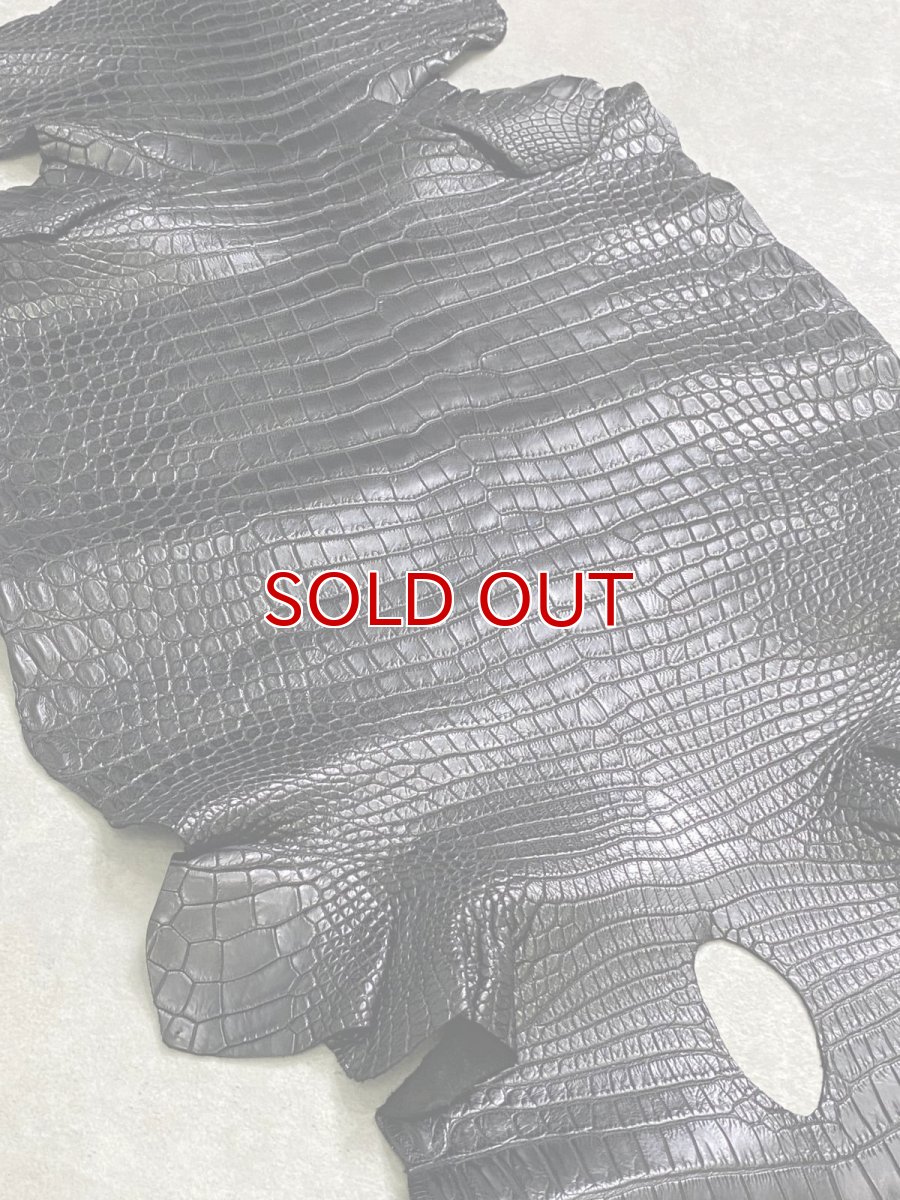 画像2: スモールクロコダイル　ブラック　36　ポロサス　ワニ革　クロコダイル革　 (2)