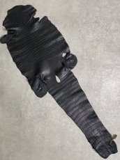 画像1: スモールクロコダイル　ブラック　42　ポロサス　ワニ革　クロコダイル革　 (1)