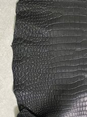 画像3: スモールクロコダイル　ブラック　42　ポロサス　ワニ革　クロコダイル革　 (3)