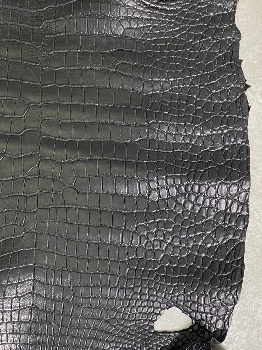 画像4: スモールクロコダイル　ブラック　42　ポロサス　ワニ革　クロコダイル革　 (4)