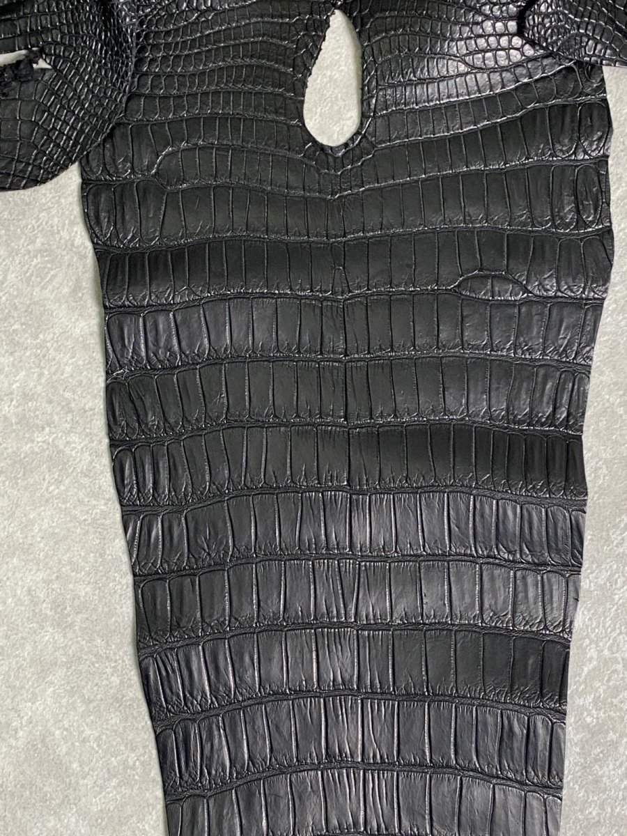 画像5: スモールクロコダイル　ブラック　42　ポロサス　ワニ革　クロコダイル革　 (5)