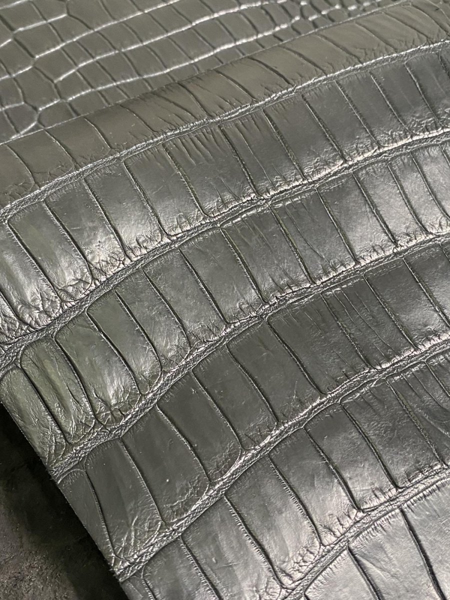 画像9: スモールクロコダイル　ブラック　42　ポロサス　ワニ革　クロコダイル革　 (9)