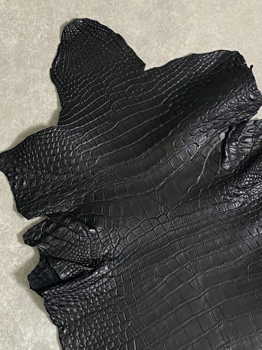 画像2: クロコダイル　 レトロブラック　36　鰐革　ワニ革 (2)