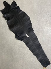 画像1: クロコダイル　 レトロブラック　37　鰐革　ワニ革 (1)