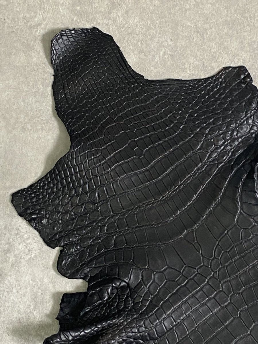 画像2: クロコダイル　 レトロブラック　38　鰐革　ワニ革 (2)