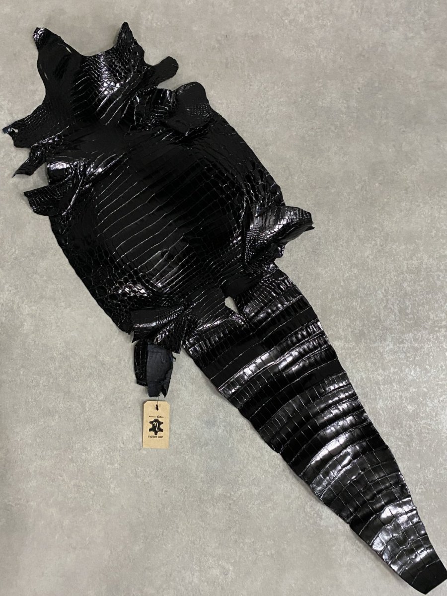 画像1: ナイルクロコ　シャイニングブラック　35　ワニ革　クロコダイル (1)