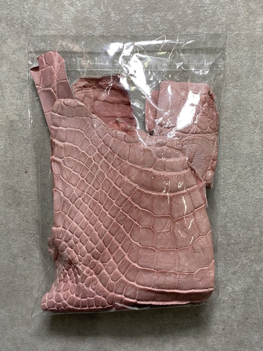 画像2: クロコダイル　ハギレセット　各種　エキゾチックレザー　 (2)